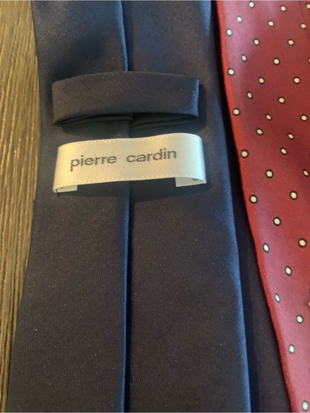 5 Vintage Men’s Silk Neckties Pierre Cardin Liberty Savoy Wallachs - Picture 3 of 11